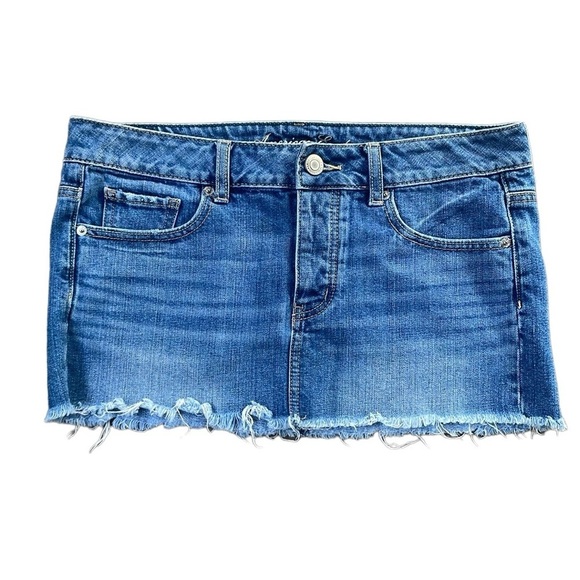 American Eagle Outfitters Dresses & Skirts - AMERICAN EAGLE WOMENS BLUE JEAN RAW HEM BUTTON FLY MINI SKIRT SIZE 6